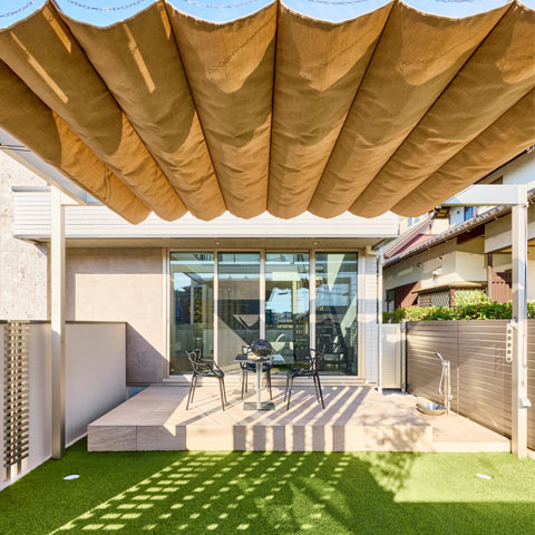 ラグジュアリーモダンの外構施工事例