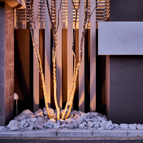 ラグジュアリーモダンの外構施工事例