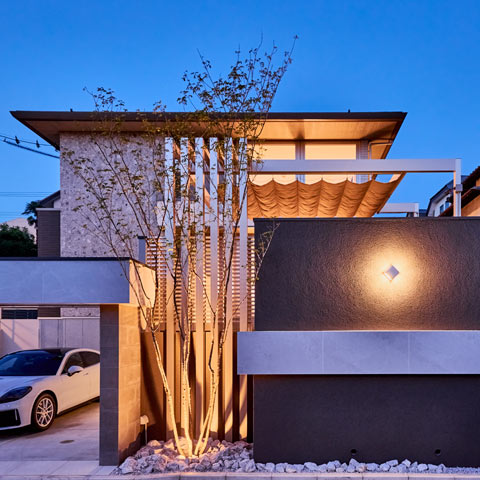 ラグジュアリーモダンの外構施工事例