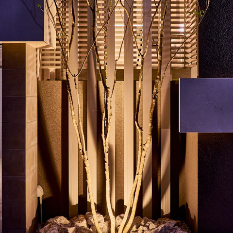 ラグジュアリーモダンの外構施工事例