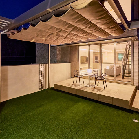 ラグジュアリーモダンの外構施工事例