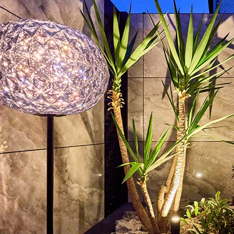 ラグジュアリーモダンの外構施工事例