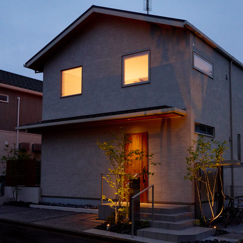 ナチュラルモダンの外構施工事例