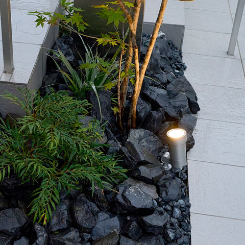 ナチュラルモダンの外構施工事例