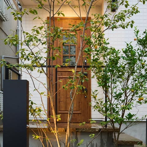 ナチュラルモダンの外構施工事例