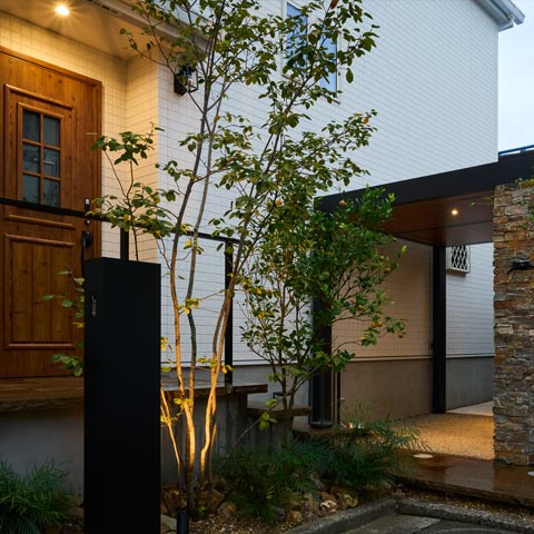 ナチュラルモダンの外構施工事例