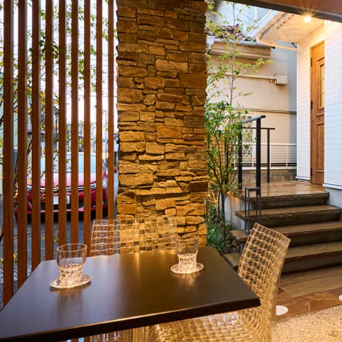 ナチュラルモダンの外構施工事例