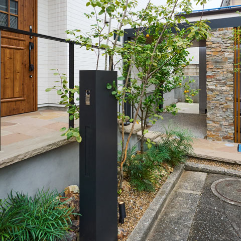 ナチュラルモダンの外構施工事例