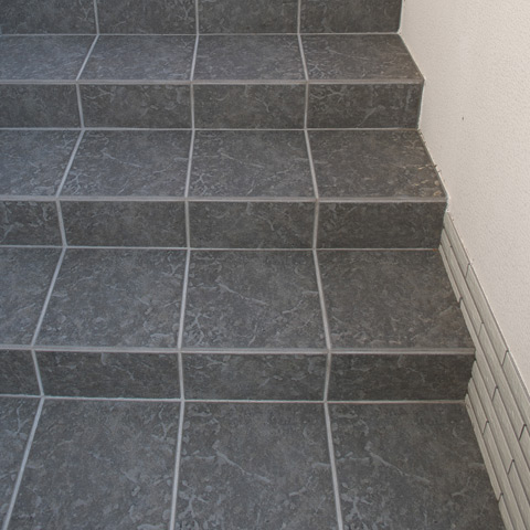 ナチュラルモダンの外構施工事例