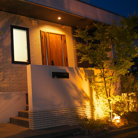 ナチュラルモダンの外構施工事例