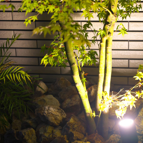 ナチュラルモダンの外構施工事例