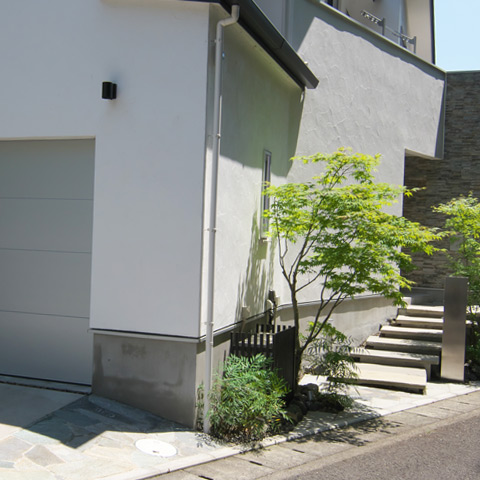 ナチュラルモダンの外構施工事例