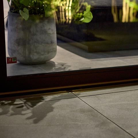 シンプルモダンの外構施工事例